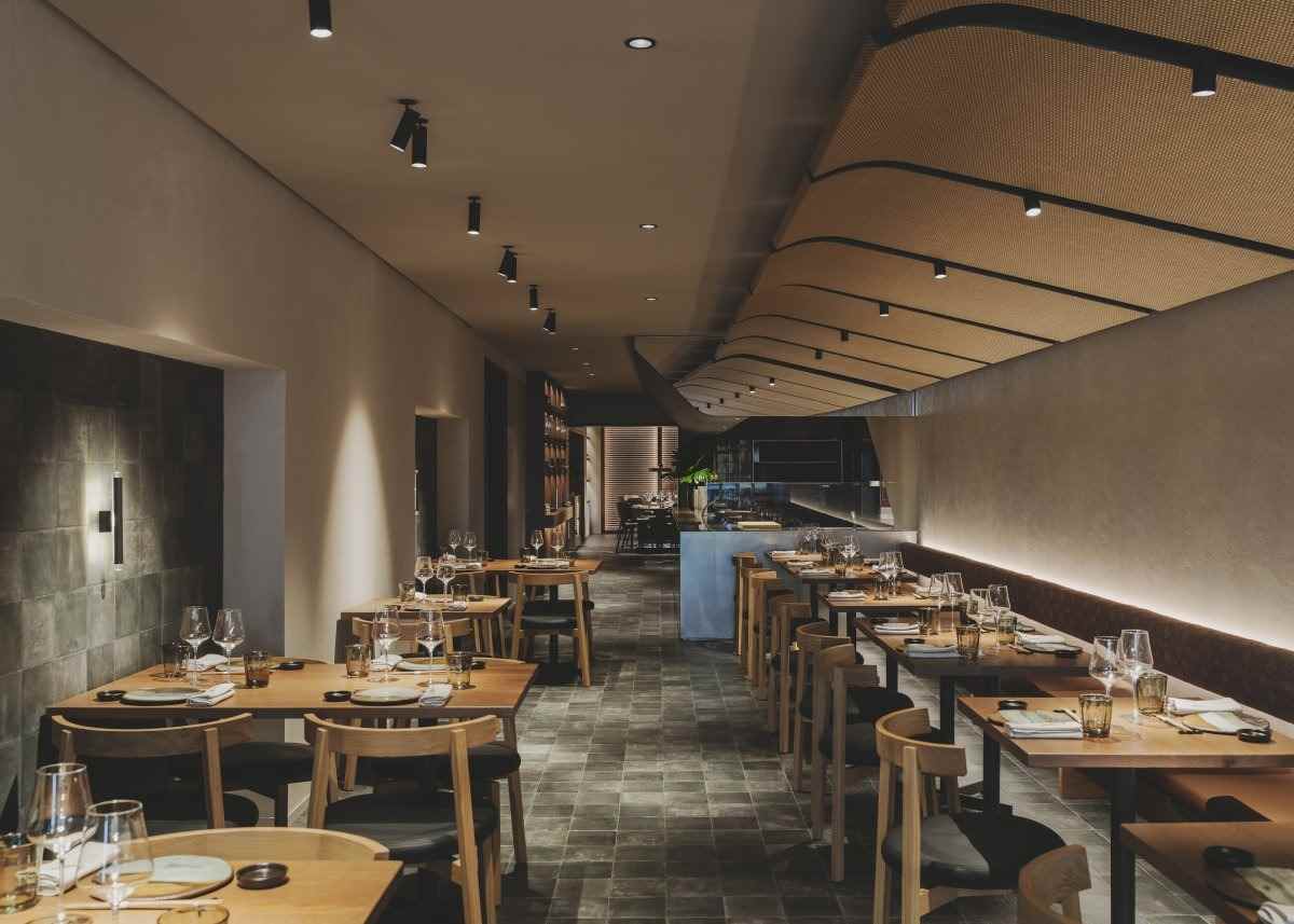 北京快餐连锁家具供应商：金宇餐饮桌椅厂家···(图2)