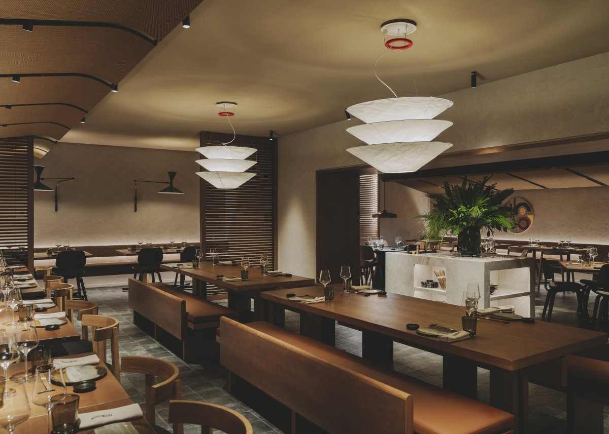 真皮卡座沙发定制，打造高端餐饮空间的最佳···(图2)